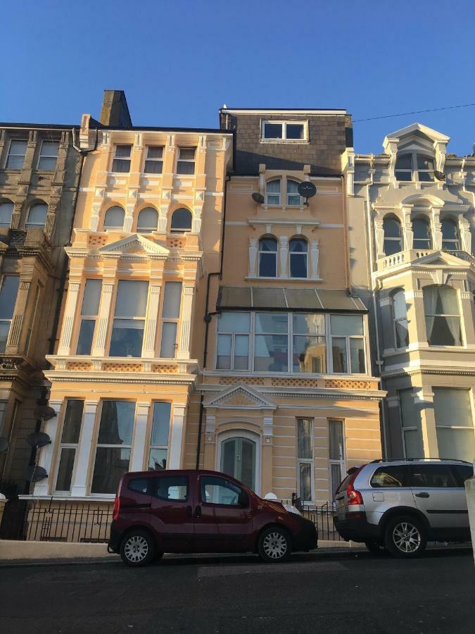 Апартаменты Sea View Juliette Гастингс Экстерьер фото